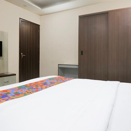 Fabhotel Bliss Premium غورغاون المظهر الخارجي الصورة